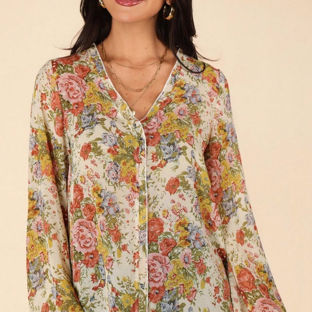 Apricot Boho Women's Floral Print Trumpet Sleeve Blouse - Picture 3 of 6